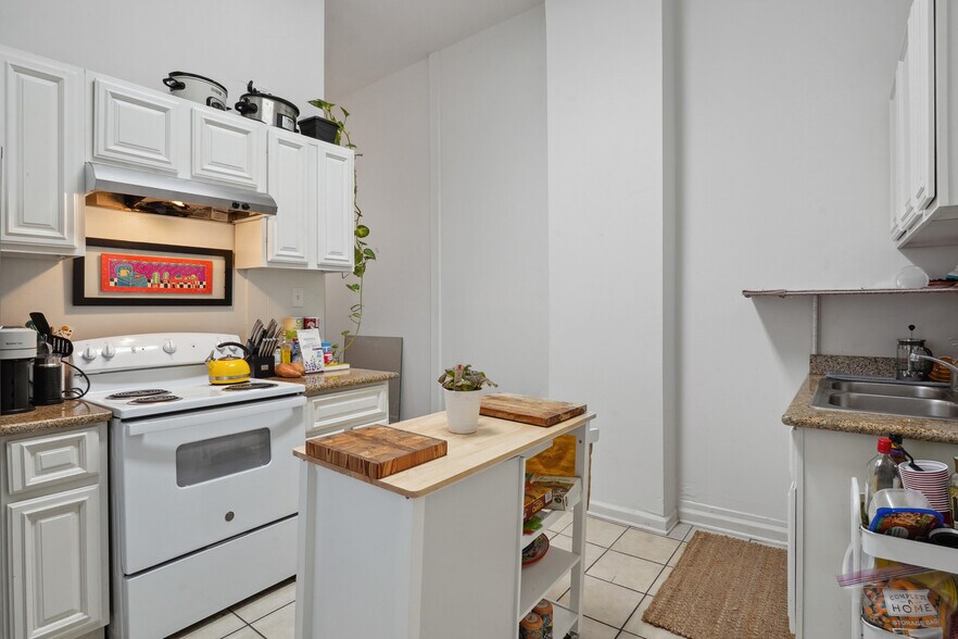 More Photos Of 2008 Foucher St, New Orleans Multifamily For Sale