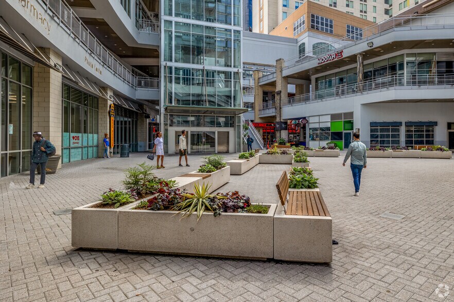 More Photos Of 210 E Trade St, Charlotte Unknown For Lease