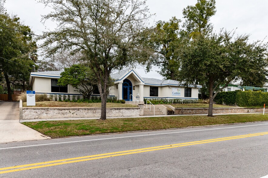 More Photos Of 2223 Oak St, Jacksonville Medical For Lease