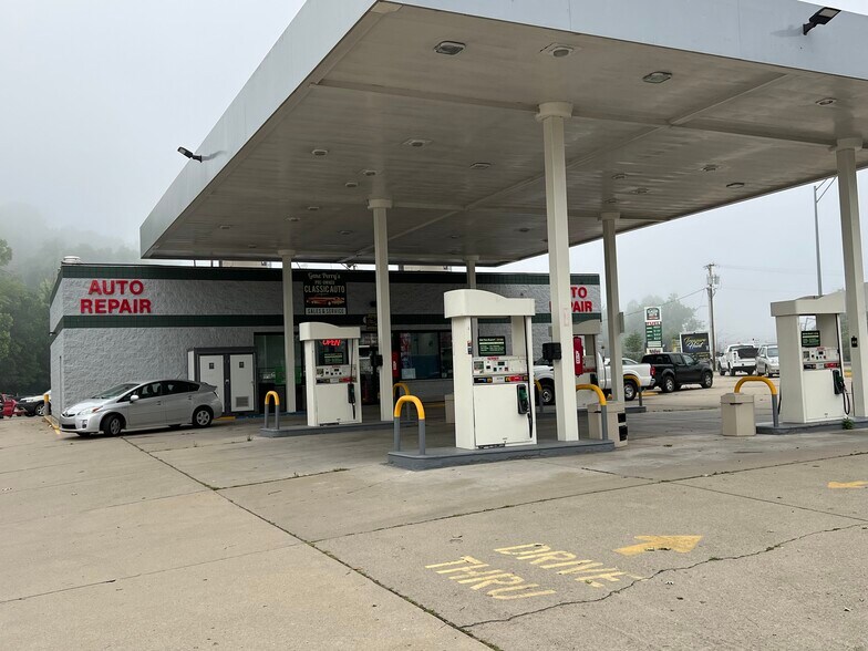 More Photos Of 5701 Maccorkle Ave, South Charleston Service Station For Sale