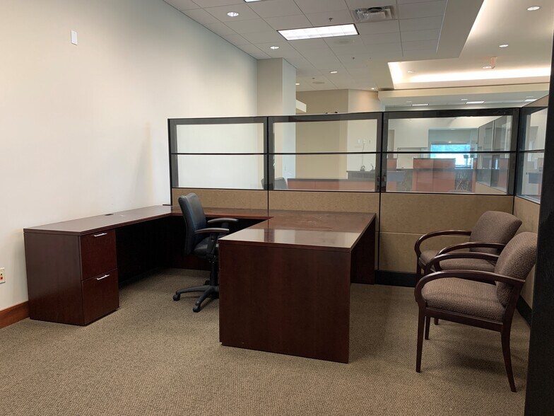 More Photos Of 4100 Corporate Center Dr, Springdale Office For Lease