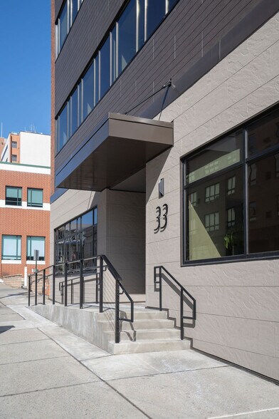 More Photos Of 33-41 S 7th St, Allentown Office For Lease