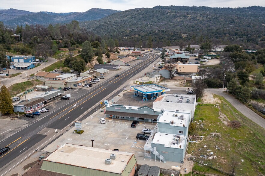 More Photos Of 40359 Highway 41, Oakhurst Freestanding For Sale