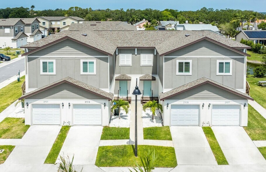 More Photos Of 2108 Sebring Pl, Clearwater Multifamily For Sale