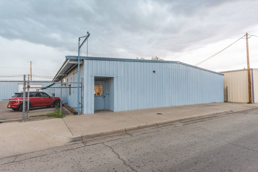 More Photos Of 848 W Hadley Ave, Las Cruces Light Manufacturing For Lease