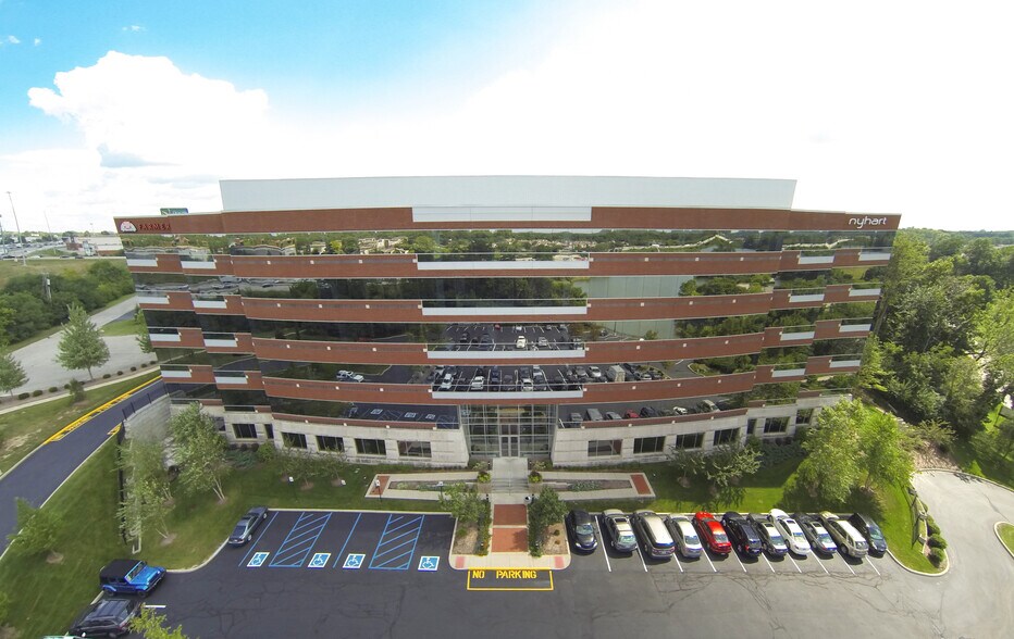 More Photos Of 8415 Allison Pointe Blvd, Indianapolis Office For Lease