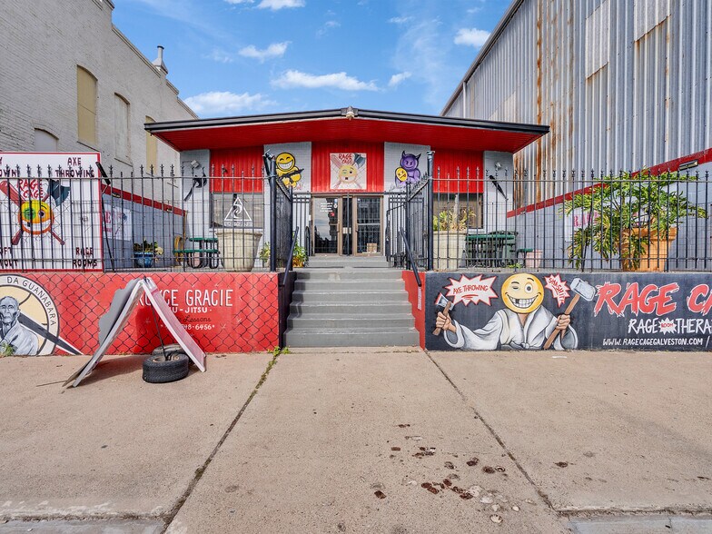 Primary Photo Of 1922 Strand St, Galveston Freestanding For Lease