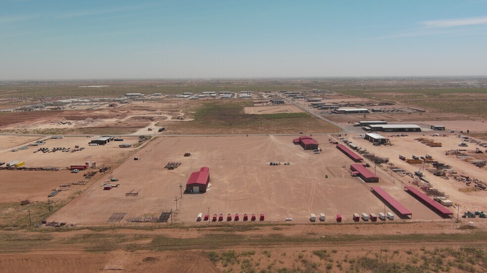 More Photos Of 8211 E County Road 62, Midland Warehouse For Sale