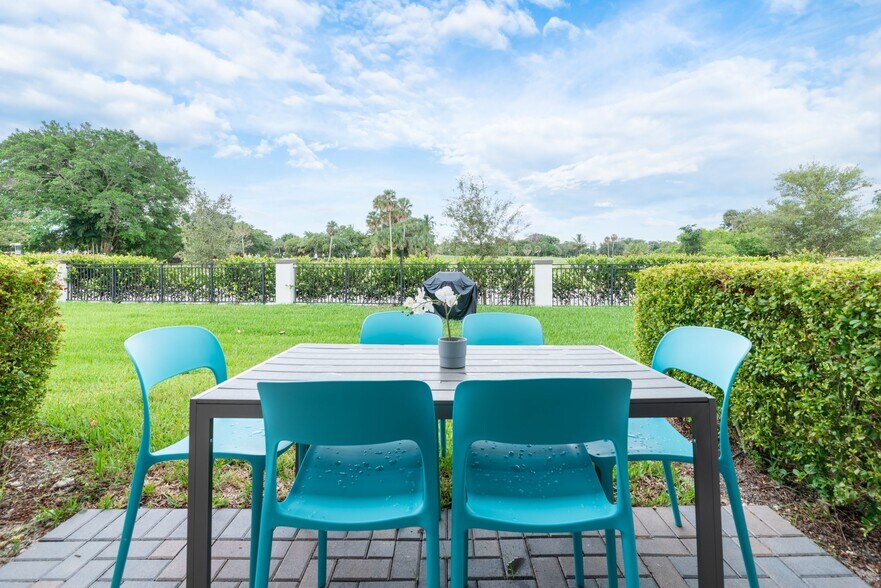 More Photos Of 4091 W Palm Aire Dr, Pompano Beach Apartments For Sale