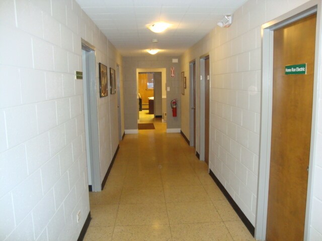 More Photos Of 9100 W Plainfield Rd, Brookfield Warehouse For Lease