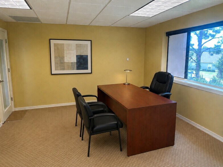 More Photos Of 2000 - 2310 Sawgrass Village Dr, Ponte Vedra Beach Office For Sale