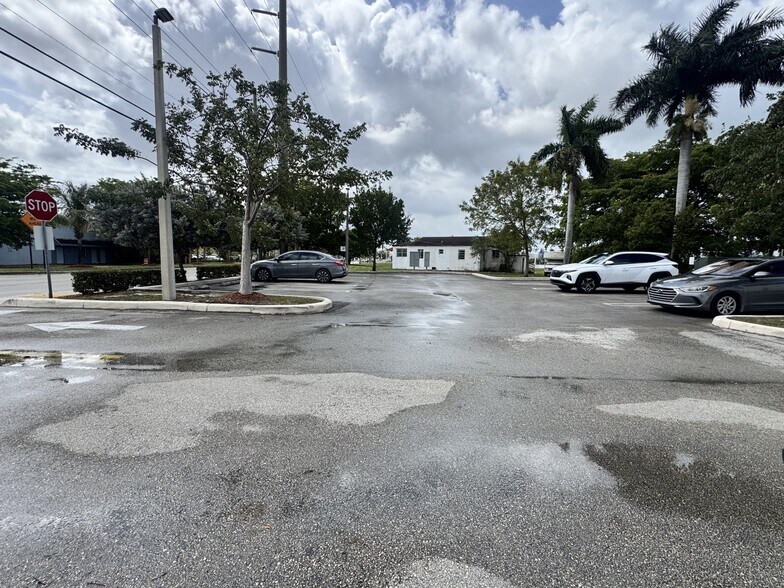 More Photos Of 13202 NW 107th Ave, Hialeah Gardens Warehouse For Sale