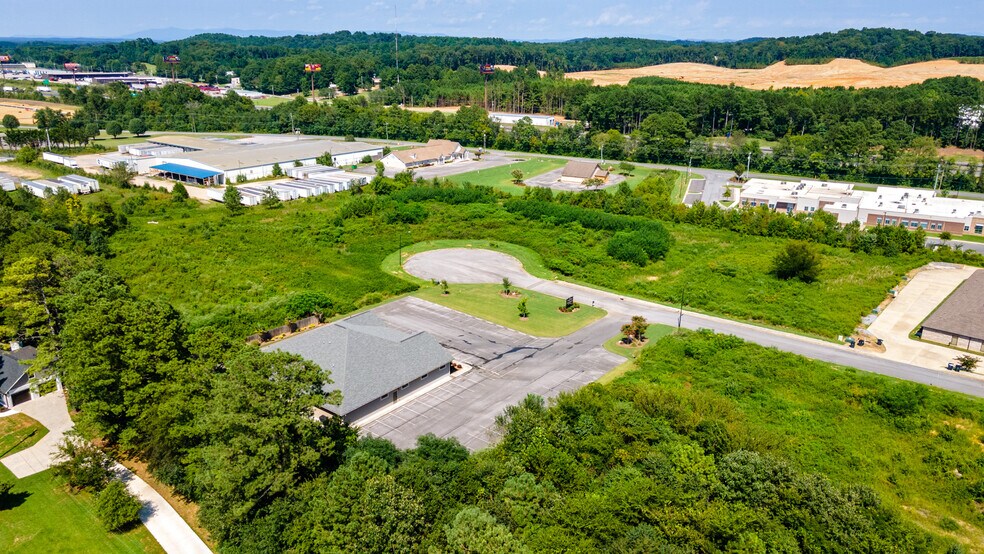 More Photos Of 150 Jw Plaza Dr SE, Calhoun Office For Sale