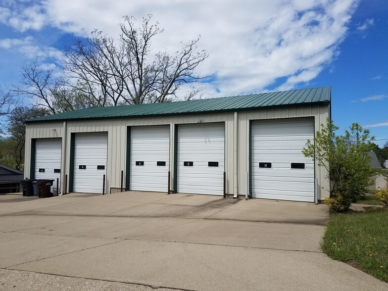 More Photos Of 601 Buckner St, Elsmere Service For Lease