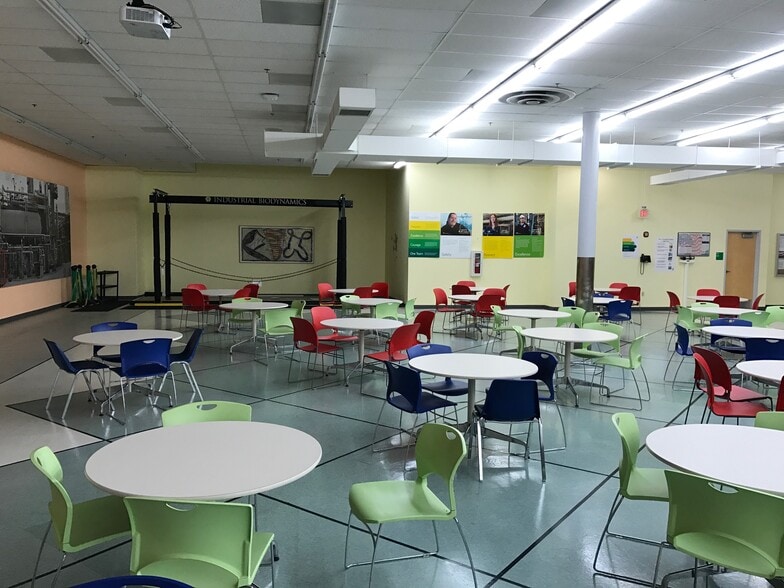 More Photos Of 6529 Columbia Ave, Hammond Office For Lease