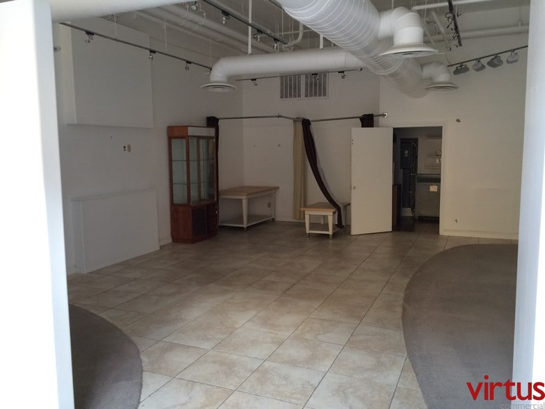 More Photos Of 30 Via Brianza, Henderson General Retail For Lease