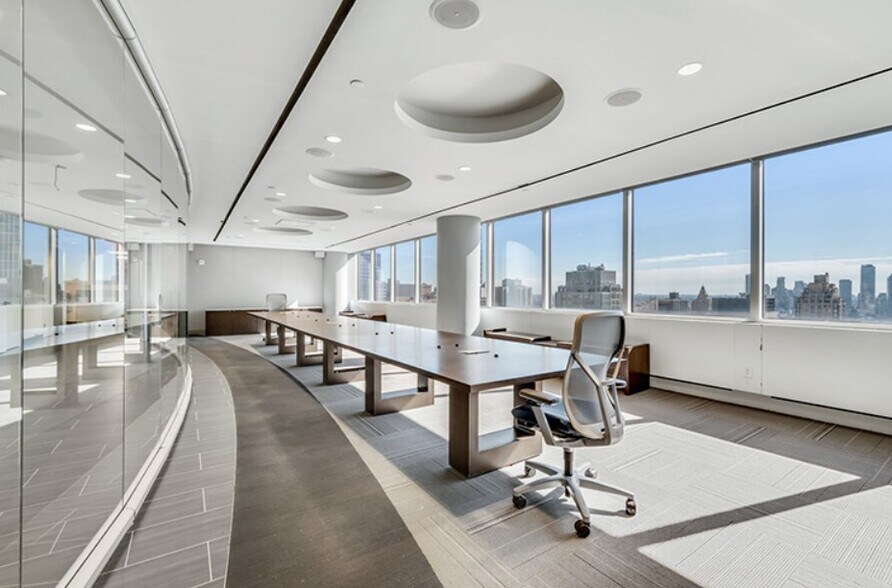 More Photos Of 805 Third Ave, New York Office For Lease