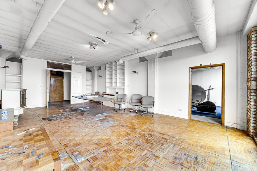 More Photos Of 7411 S Stony Island Ave, Chicago Warehouse For Sale