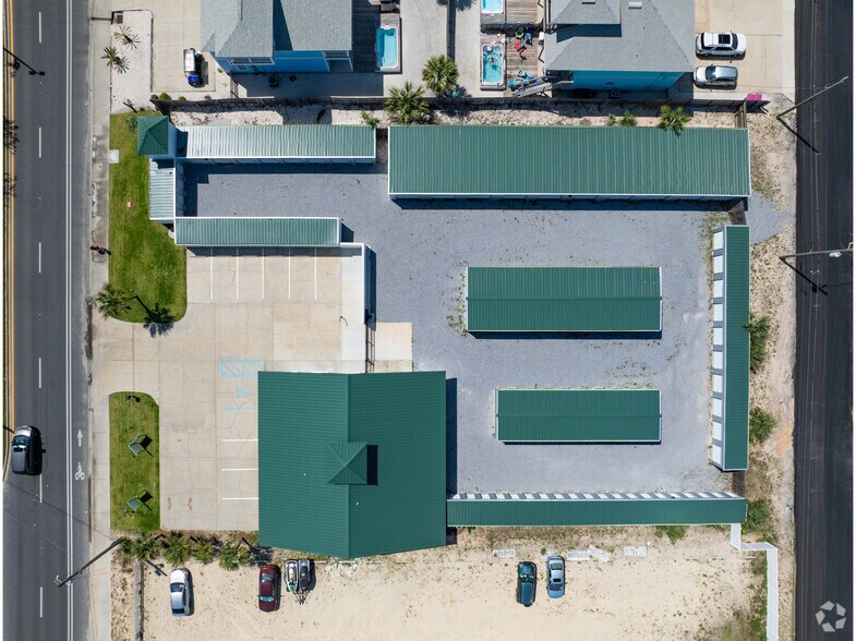 More Photos Of 6126 Thomas Dr, Panama City Self Storage For Sale