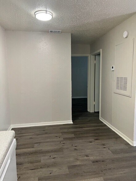 More Photos Of 2912 N Beaton St, Corsicana Apartments For Sale