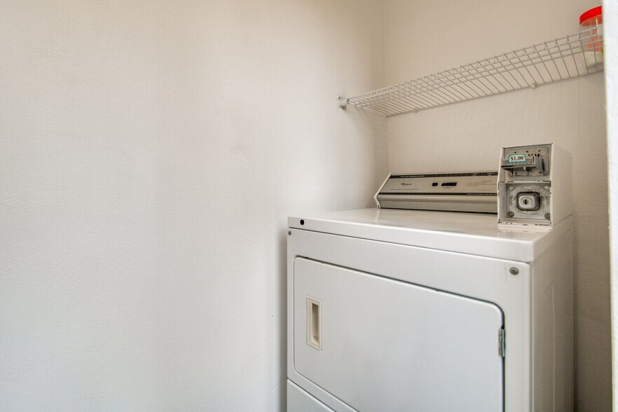 More Photos Of 1224 E Strong St, Pensacola Apartments For Sale