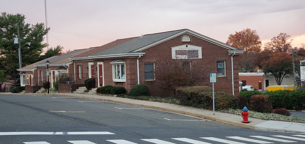 More Photos Of 22B John Marshall St, Warrenton Office For Lease