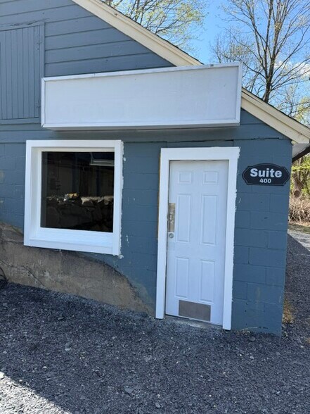 More Photos Of 967 Little Britain Rd, New Windsor Freestanding For Sale
