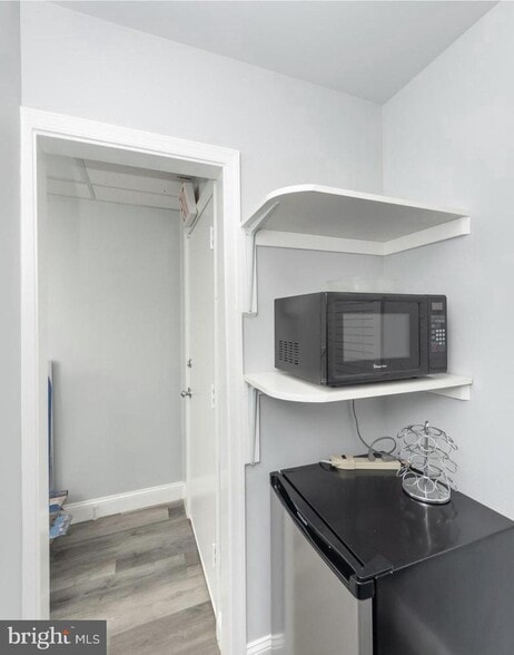 More Photos Of 517 Scott St, Baltimore Storefront Retail Office For Lease