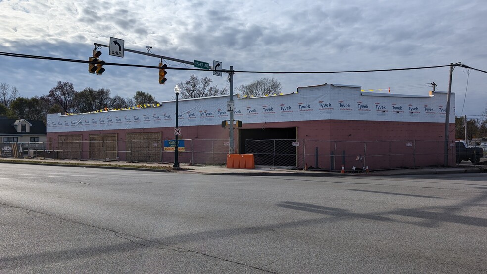 Primary Photo Of 2111 S Main St, Elkhart Auto Repair For Lease