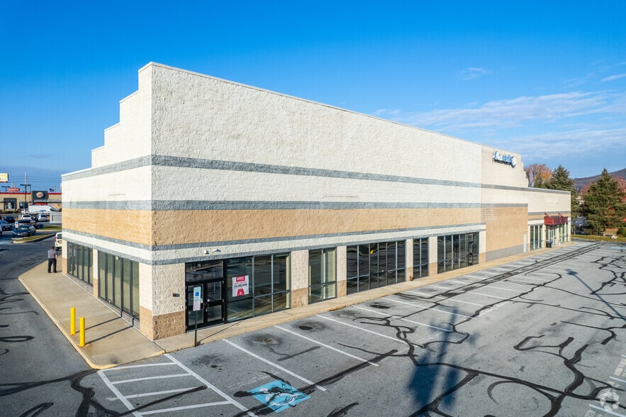 More Photos Of 3405-3415 N 5th Street Hwy, Reading General Retail For Sale
