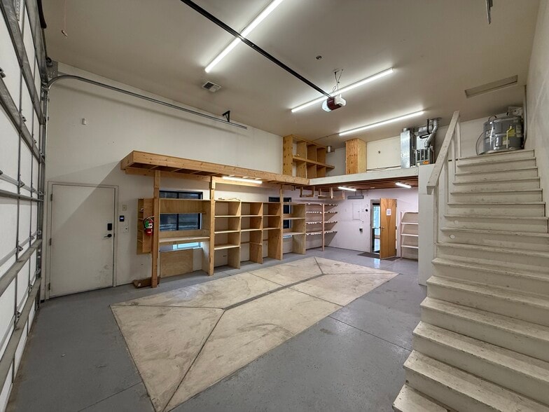 More Photos Of 1364 Airport Rd, Kalispell Office For Lease