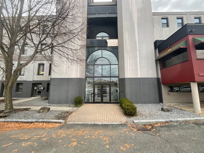 Primary Photo Of 34 Depot St, Pittsfield Medical For Lease