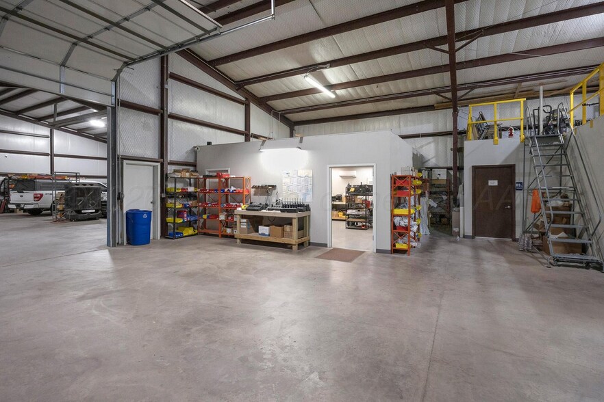 More Photos Of 4533 Canyon Dr, Amarillo Industrial For Sale