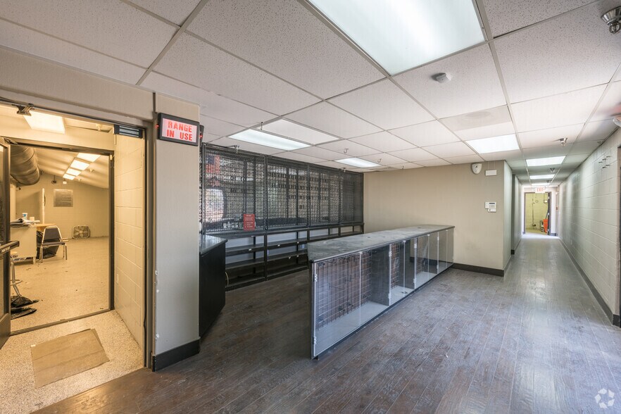 More Photos Of 1212 N Boulder Hwy, Henderson Freestanding For Lease