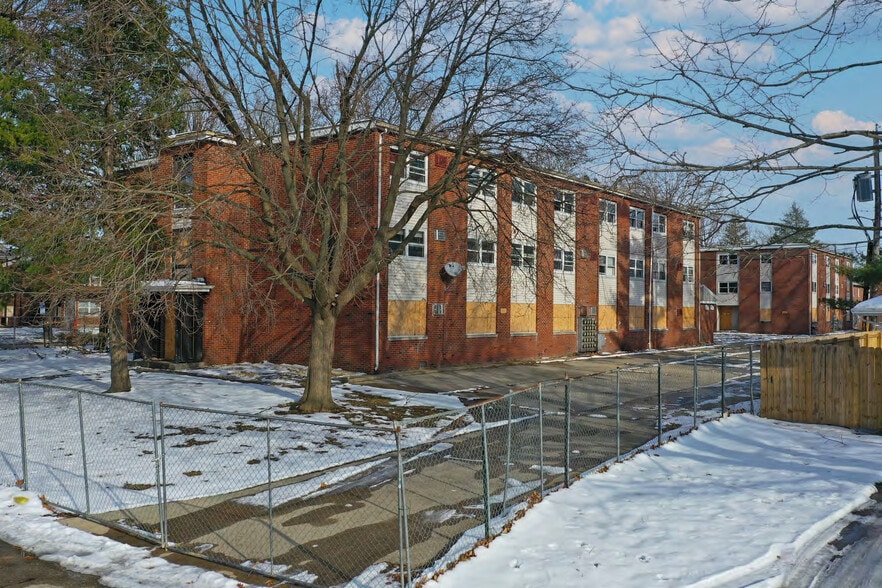 More Photos Of , Urbana Multifamily For Sale