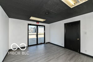 More Photos Of 2401 S Monroe St, Muncie Manufacturing For Sale