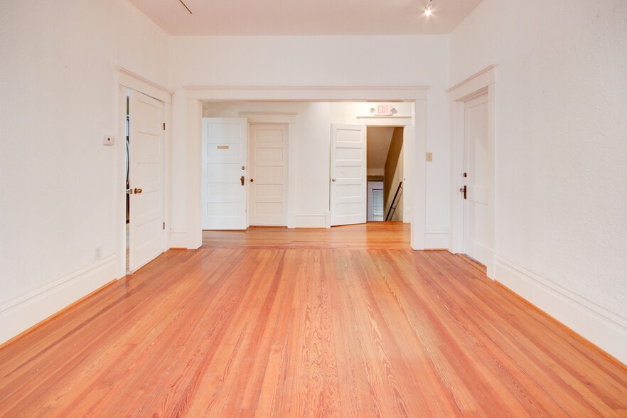 More Photos Of 239 Westheimer Rd, Houston Office Residential For Sale