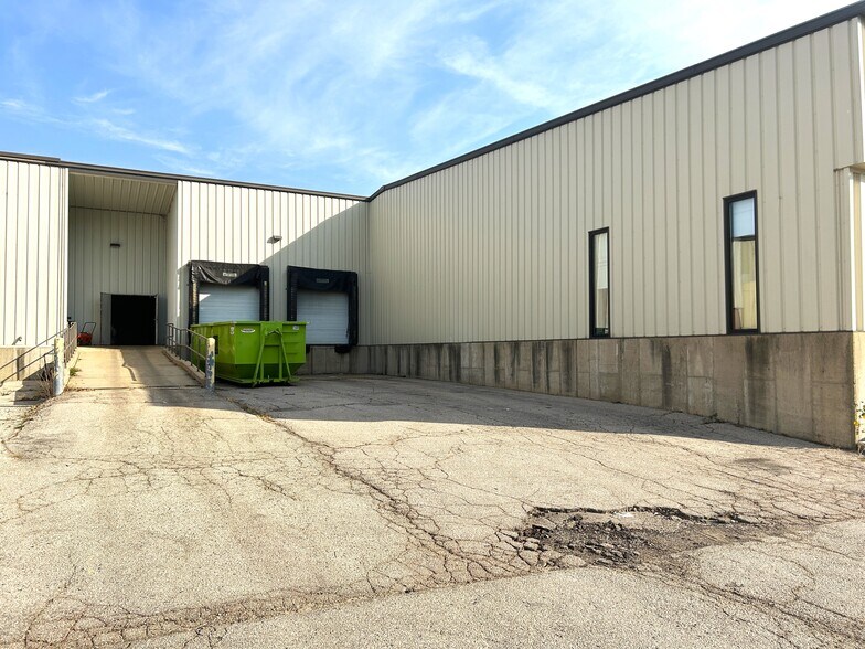 More Photos Of 814 Post Rd, Madison Warehouse For Sale