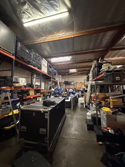 More Photos Of 169-171 W Orangethorpe Ave, Placentia Light Distribution For Lease