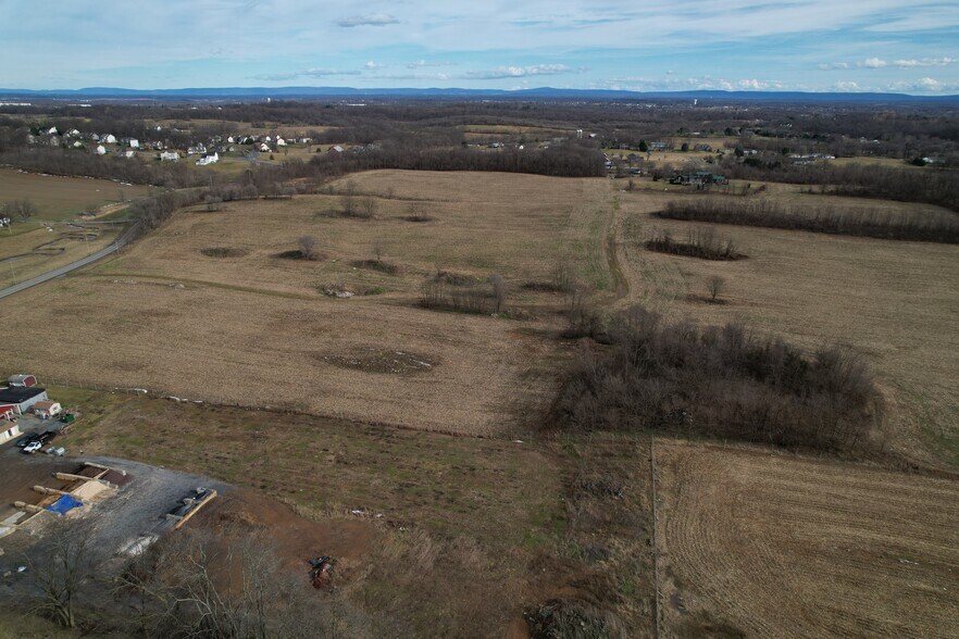 More Photos Of 1623 Lost Rd, Martinsburg Land For Sale