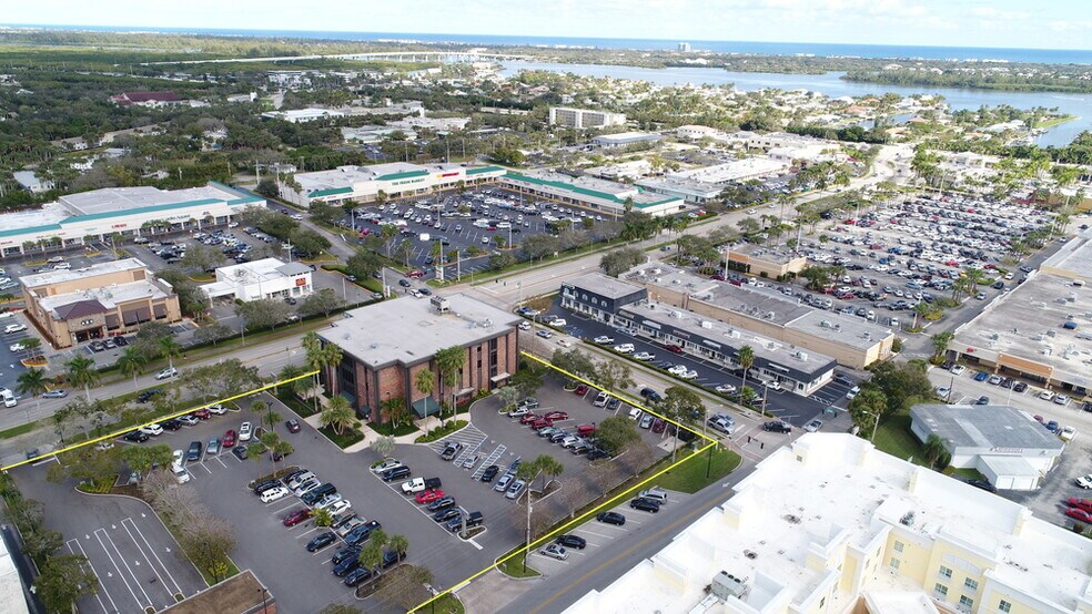 More Photos Of 601 21st St, Vero Beach Loft Creative Space For Lease