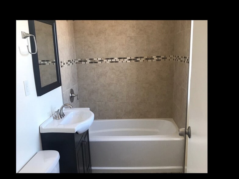 More Photos Of 7311-7315 S Luella, Chicago Apartments For Sale