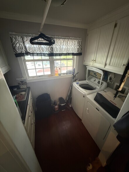 More Photos Of 10580 Dickson Rd, Plymouth Winery Vineyard For Sale