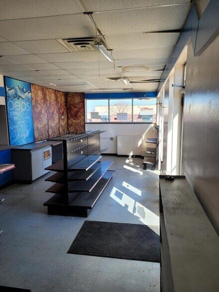 More Photos Of 1410 W Main St, Sun Prairie Convenience Store For Sale