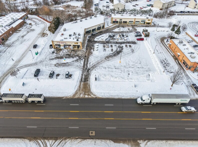 More Photos Of 664-704 S Lapeer Rd, Lk, Lake Orion Office For Sale