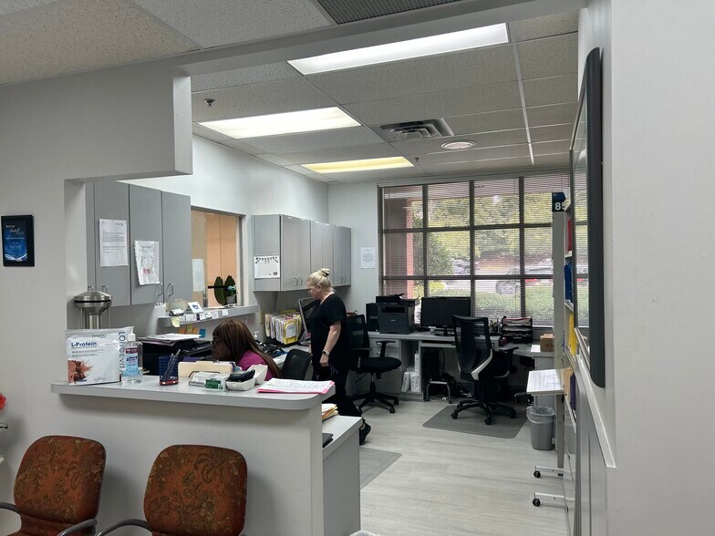 More Photos Of 1810 Mulkey Rd, Austell Medical For Sale