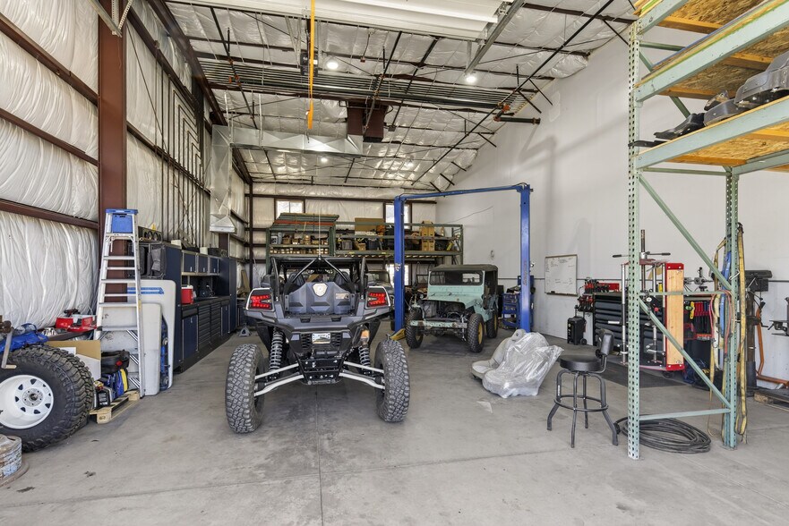 More Photos Of 11850 S Highway 191, Moab Warehouse For Sale