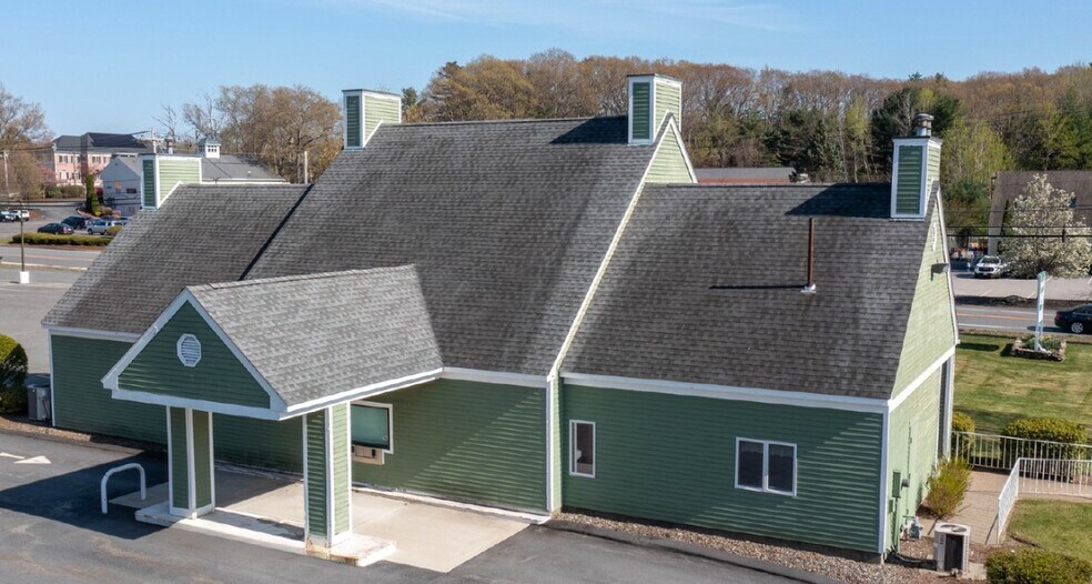 More Photos Of 300 W Main St, Northborough Land For Lease