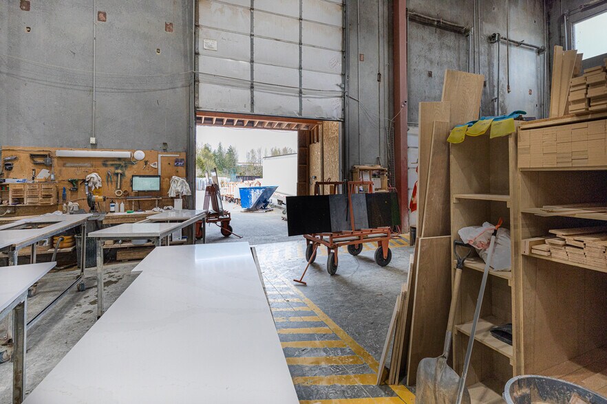 More Photos Of 30781 Simpson Rd, Abbotsford Warehouse For Lease