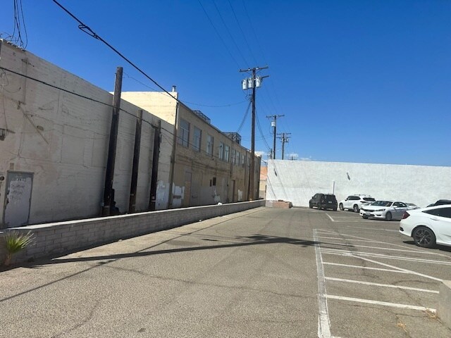 More Photos Of 327 E 2nd St, Calexico Storefront Retail Office For Sale